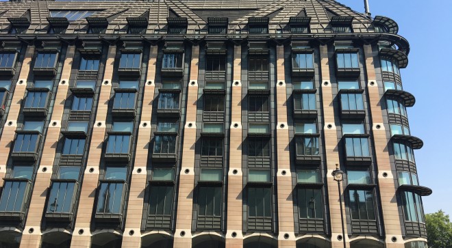 トーセイ・リート投資法人 発行価格等の決定に関するお知らせ他